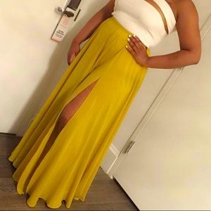 Beach Ready Dress with a SPLIT!